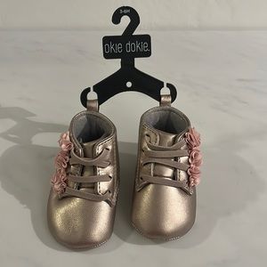 Okie dokie 3-6M baby shoes